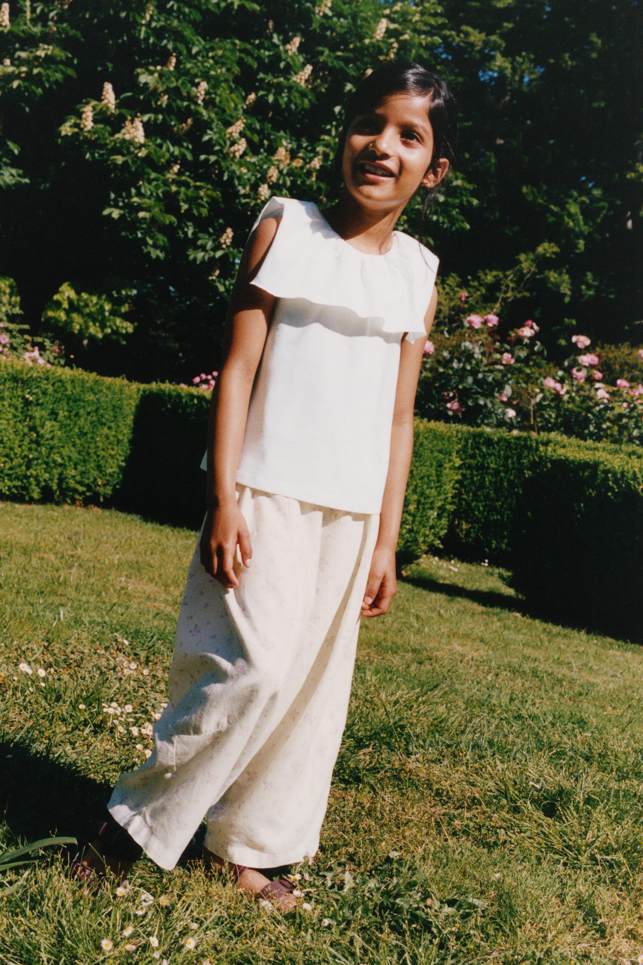 FLORAL LINEN PANTS